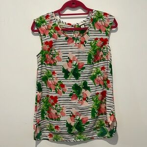 Merona medium women short top/blouse flower print short sleeve